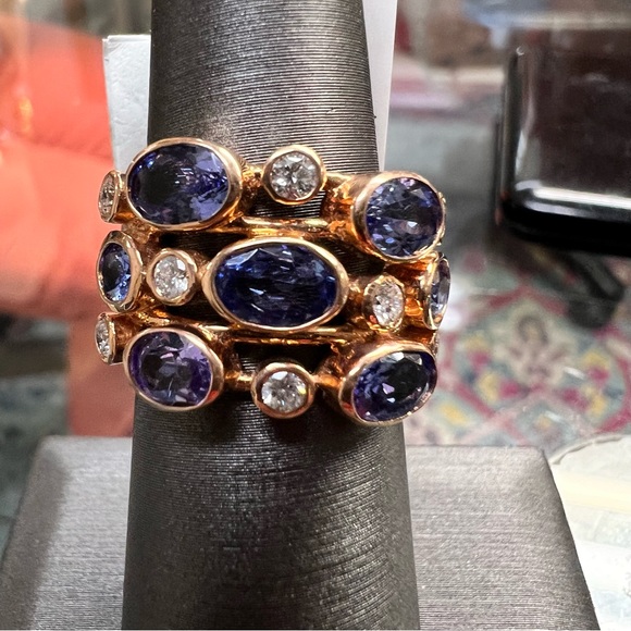 14k Rose Gold Diamond & Tanzanite Ring - Picture 5 of 10